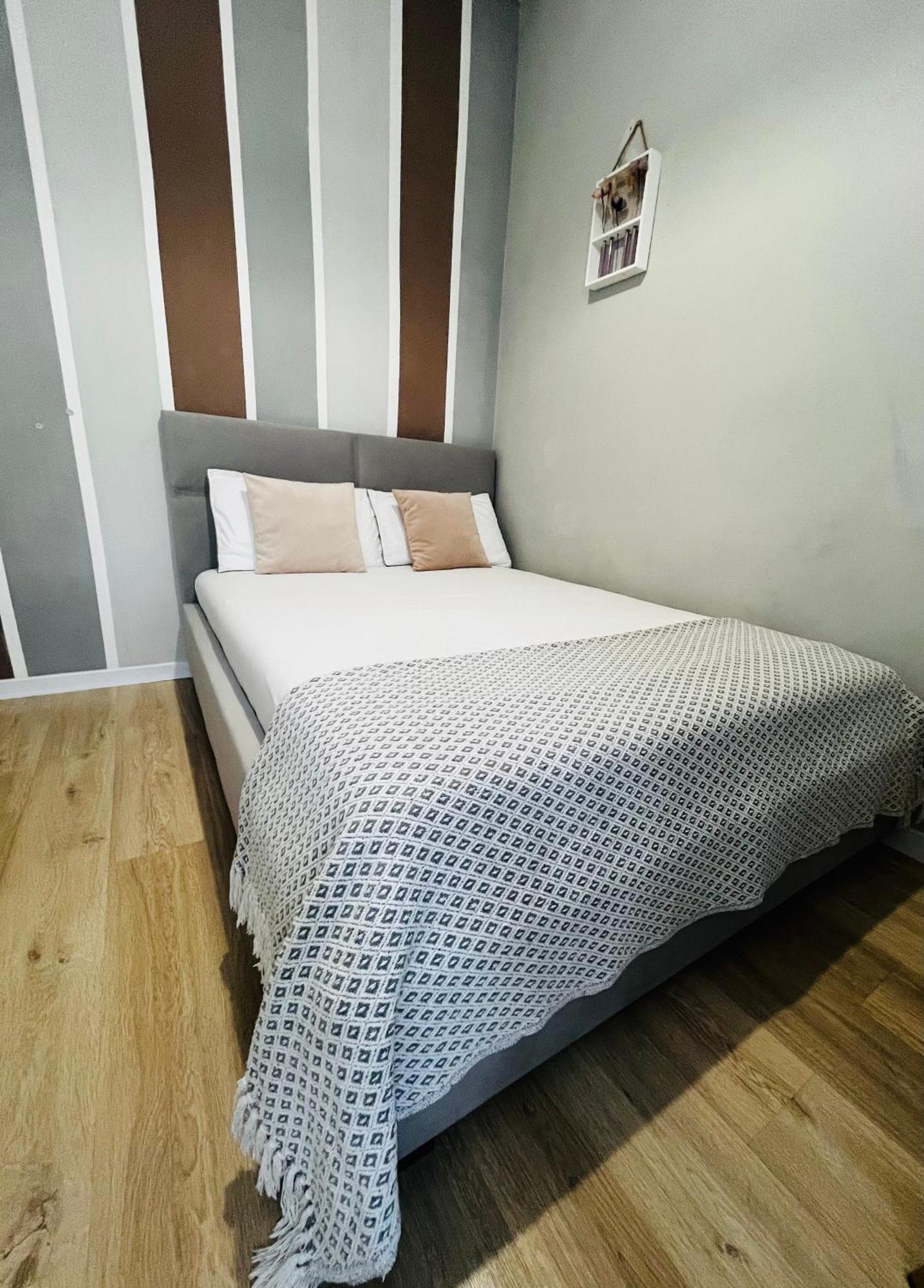 Iren Smart Apartment Lviv Exterior foto