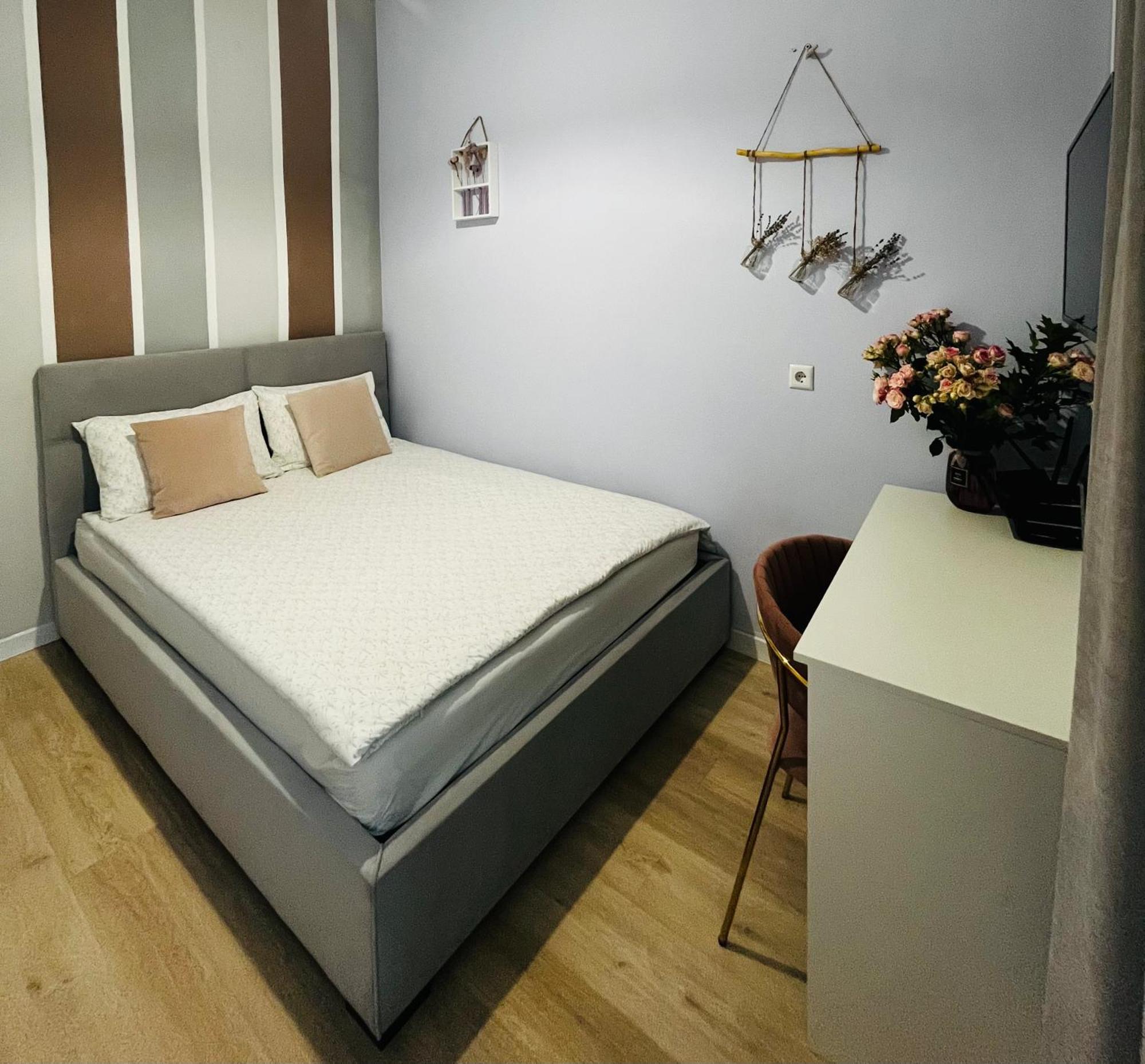 Iren Smart Apartment Lviv Exterior foto